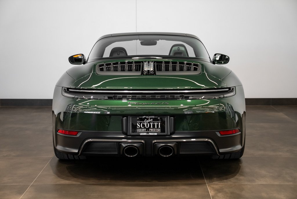 2026 Porsche 911 Green Saint-Eustache - photo #5