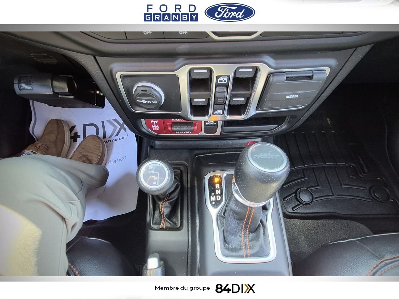 2023 Jeep Gladiator White Granby - photo #25