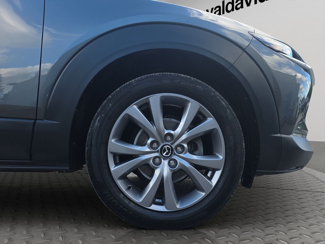 Mazda CX-30 GS TI, COMMANDE AUDIO AU VOLANT, VOLANT CHAUFFANT 2023 Gris Val-David - photo #27