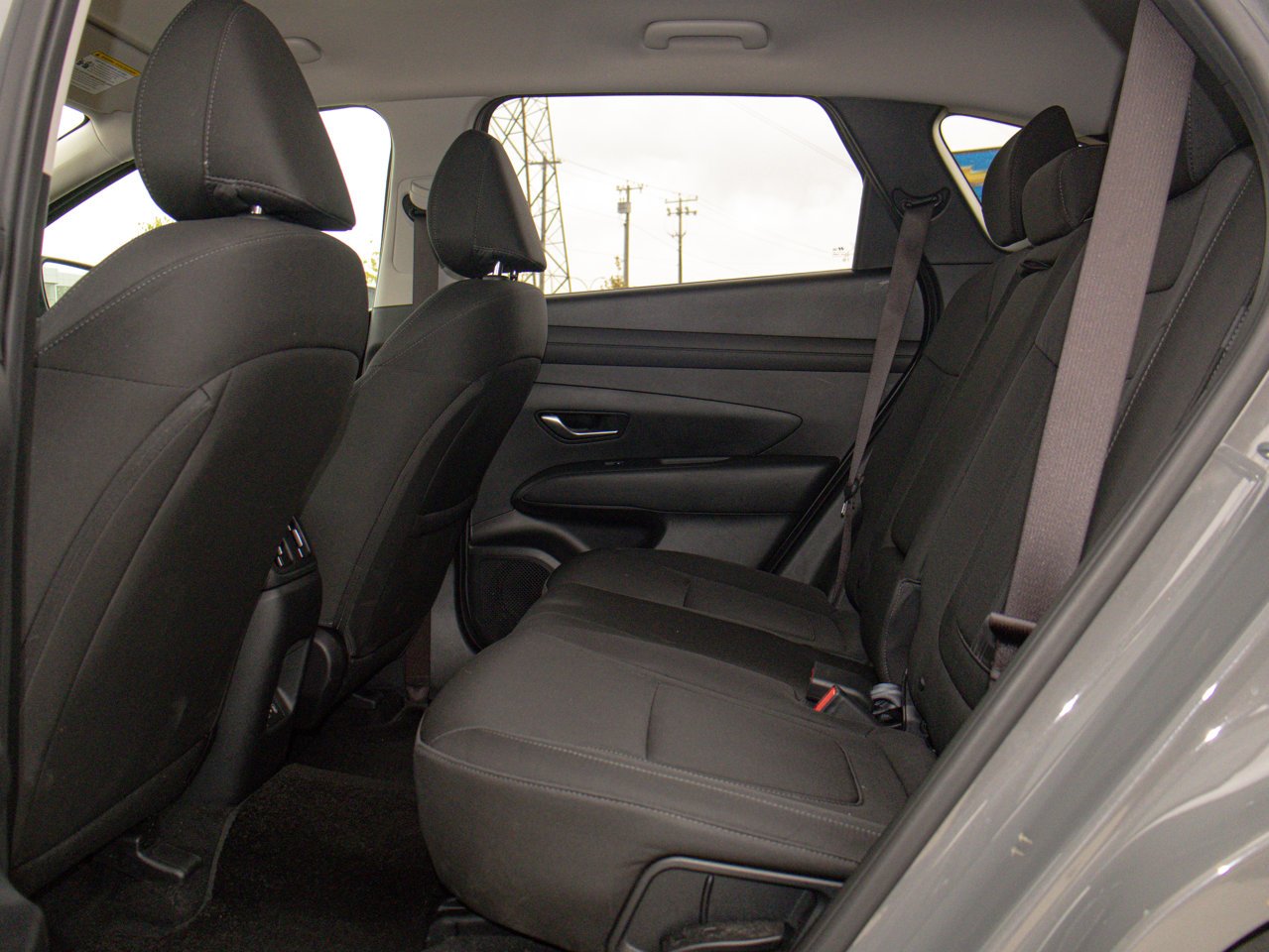 2025 Hyundai Tucson Preferred AWD Grey Sherwood Park - photo #31