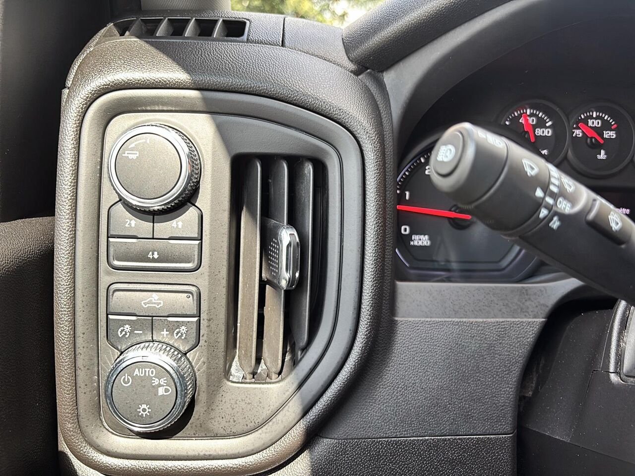 GMC SIERRA 2500 PRO 2025 Blanc Saint-Hyacinthe - photo #13