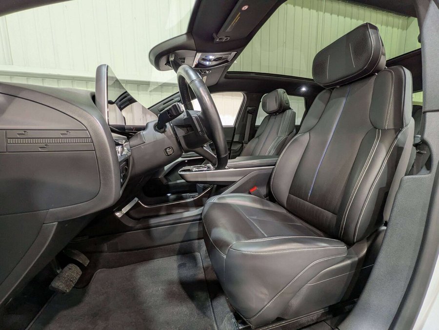 2024 Cadillac LYRIQ 4dr Sport w/1SJ White