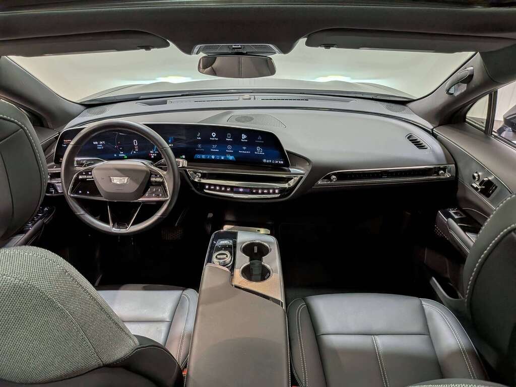 Cadillac LYRIQ 4dr Tech w/1SA 2024 Gris Val-David - photo #10