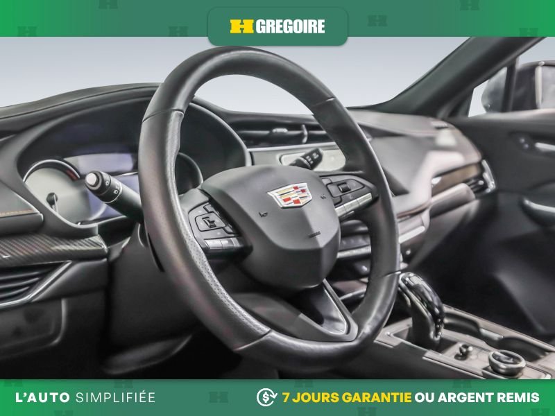 Cadillac XT4 2023 Gris Blainville - photo #10
