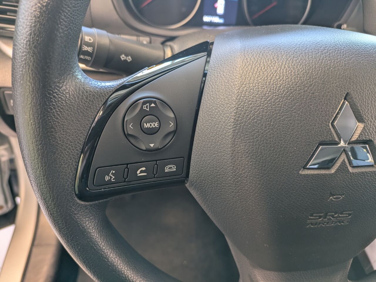 2024 Mitsubishi Eclipse Cross Silver Gatineau - photo #6