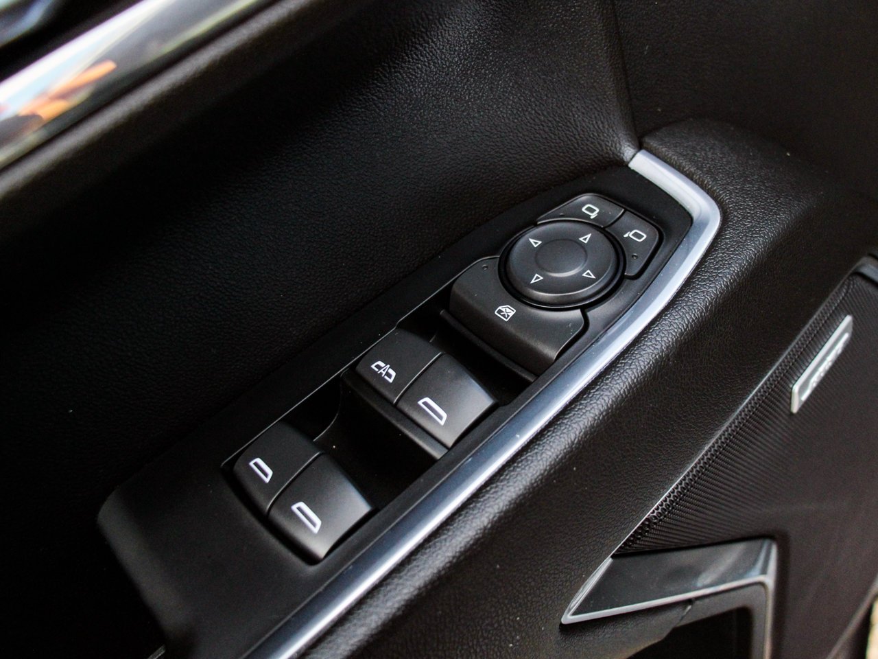 2024 GMC Sierra 1500 4WD Crew Cab 147 Elevation Grey Sherwood Park - photo #15
