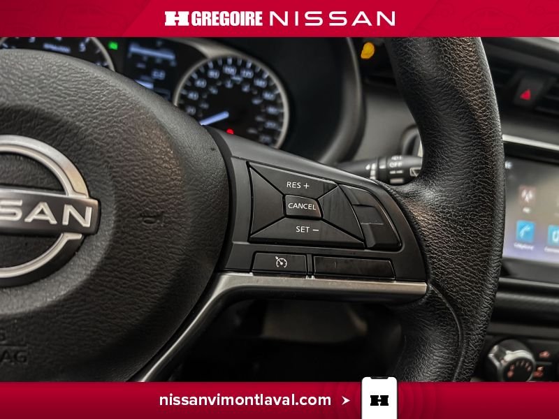 2022 Nissan Kicks White Laval - photo #14