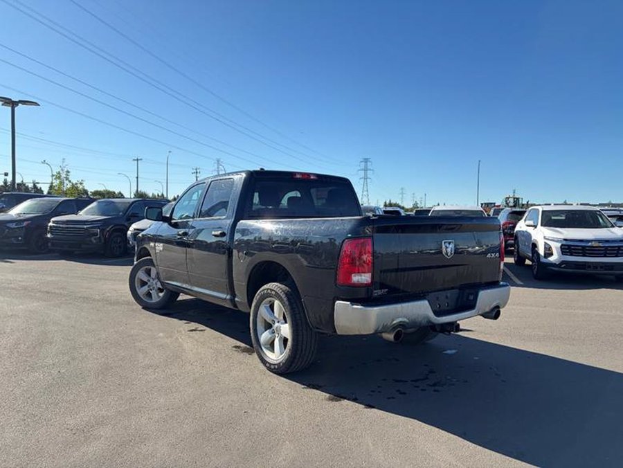 2024 Ram 1500 Classic 2024 Black