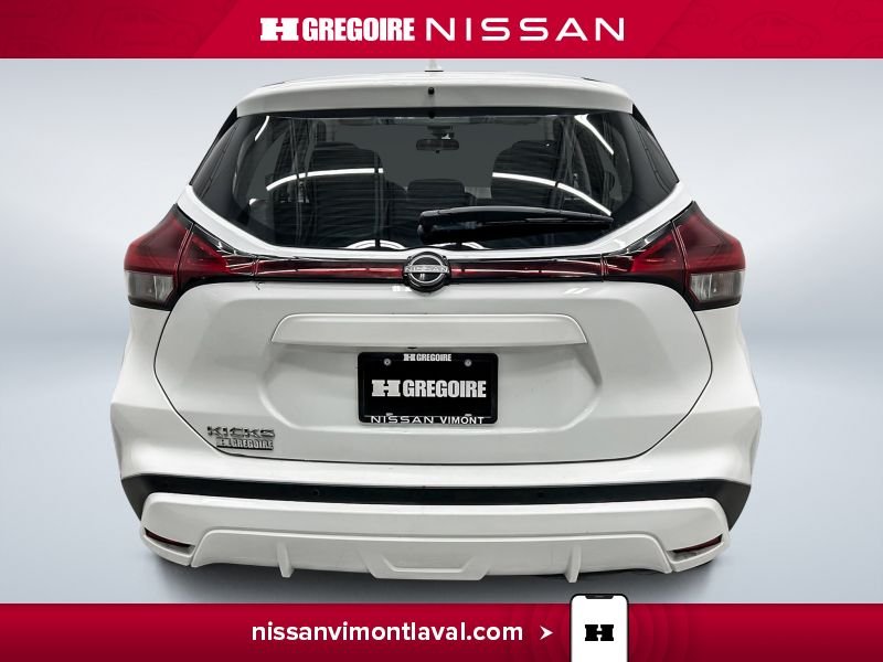 2022 Nissan Kicks White Laval - photo #7