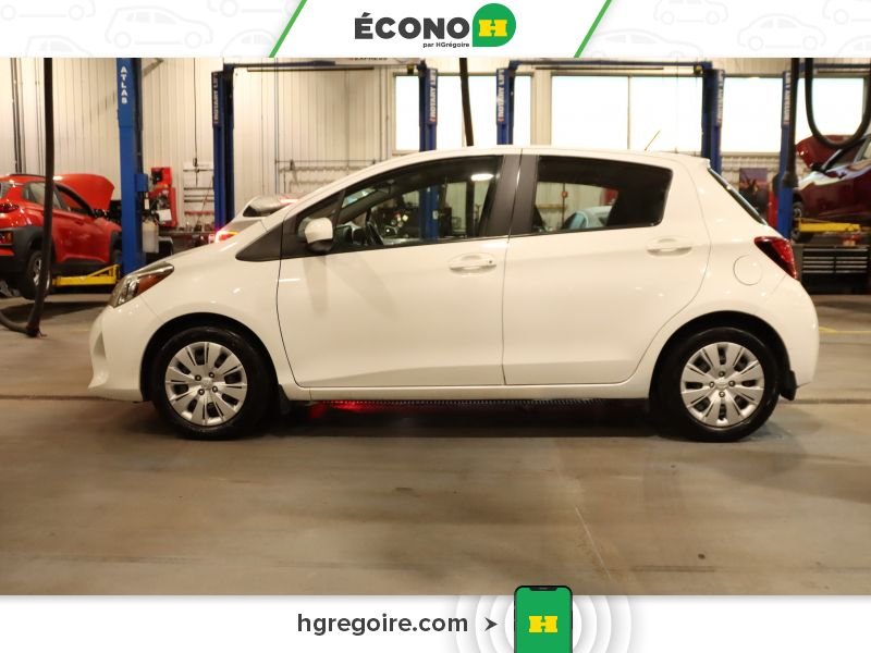 2015 Toyota Yaris White Blainville - photo #4