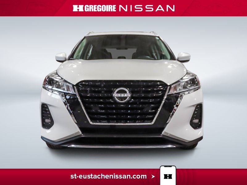 2023 Nissan Kicks White Laval - photo #1