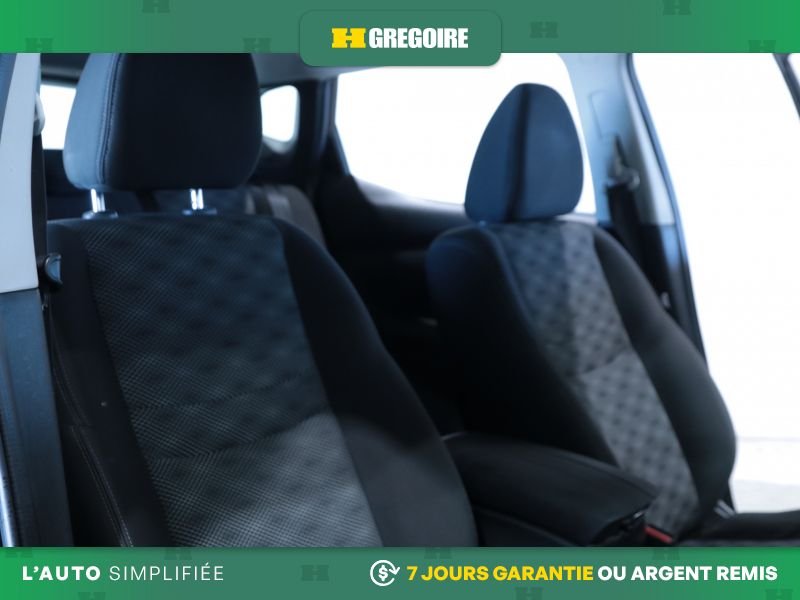 2019 Nissan Qashqai Black Laval - photo #25