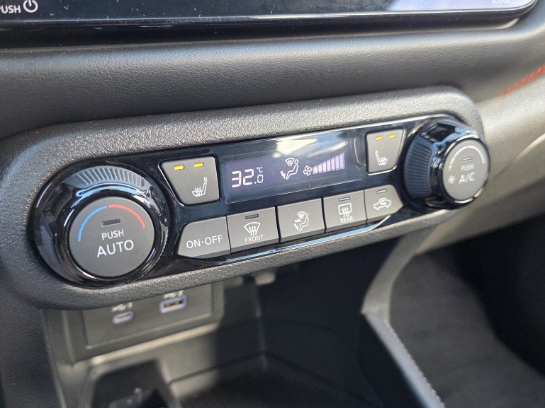 Nissan Kicks SR 2021 Gris Mont-Laurier - photo #28