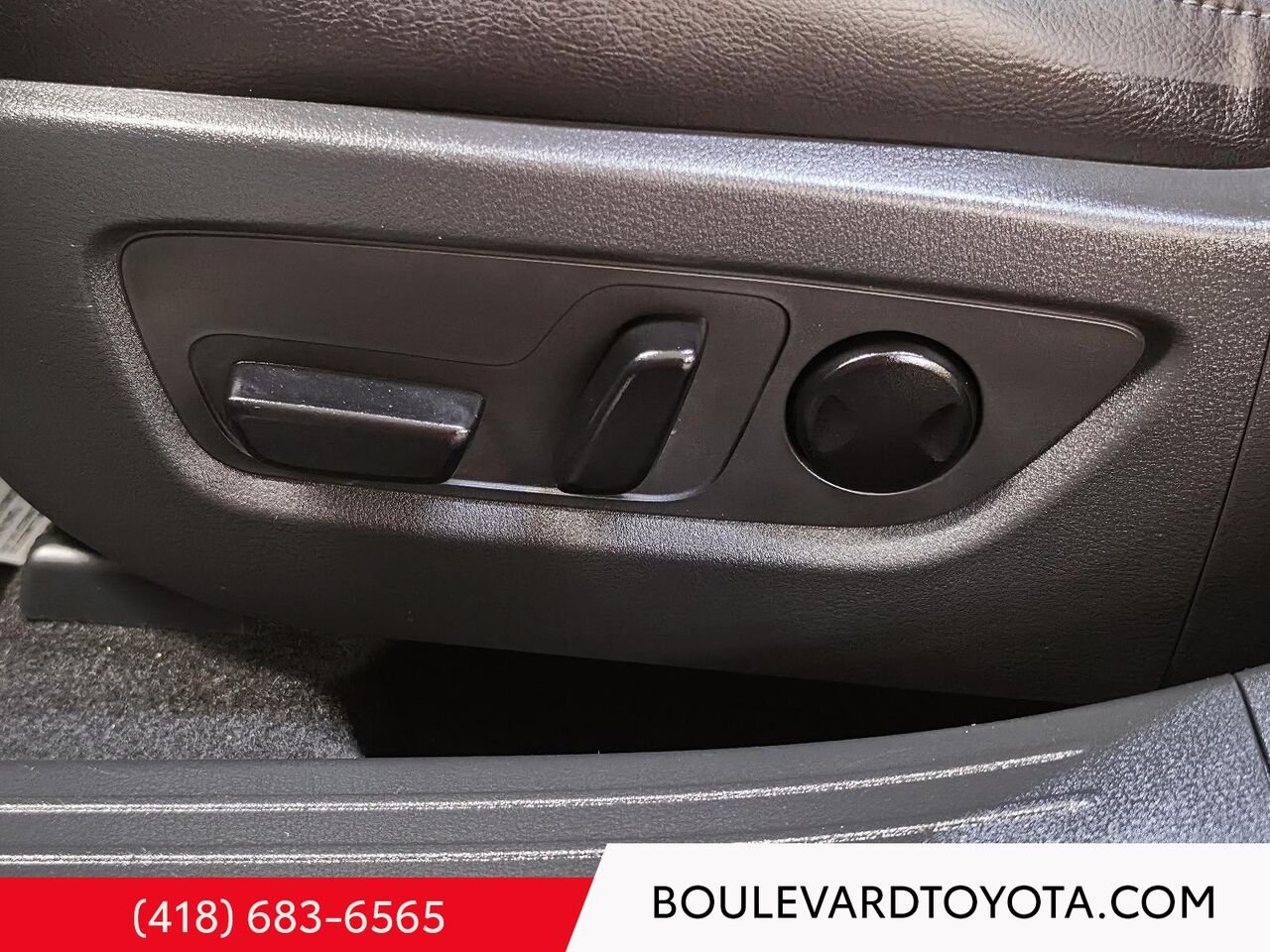 2025 Mazda CX-50 HYBRIDE 100522A-35 | GS-L, E-AWD Grey Québec - photo #9