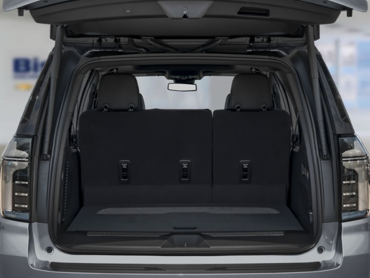 2027 Chevrolet Suburban Z71 4 portes 4RM Black Thetford Mines - photo #11