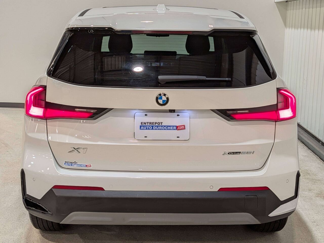 BMW X1 xDrive28i Sports Activity Vehicle 2023 Blanc Val-David - photo #7