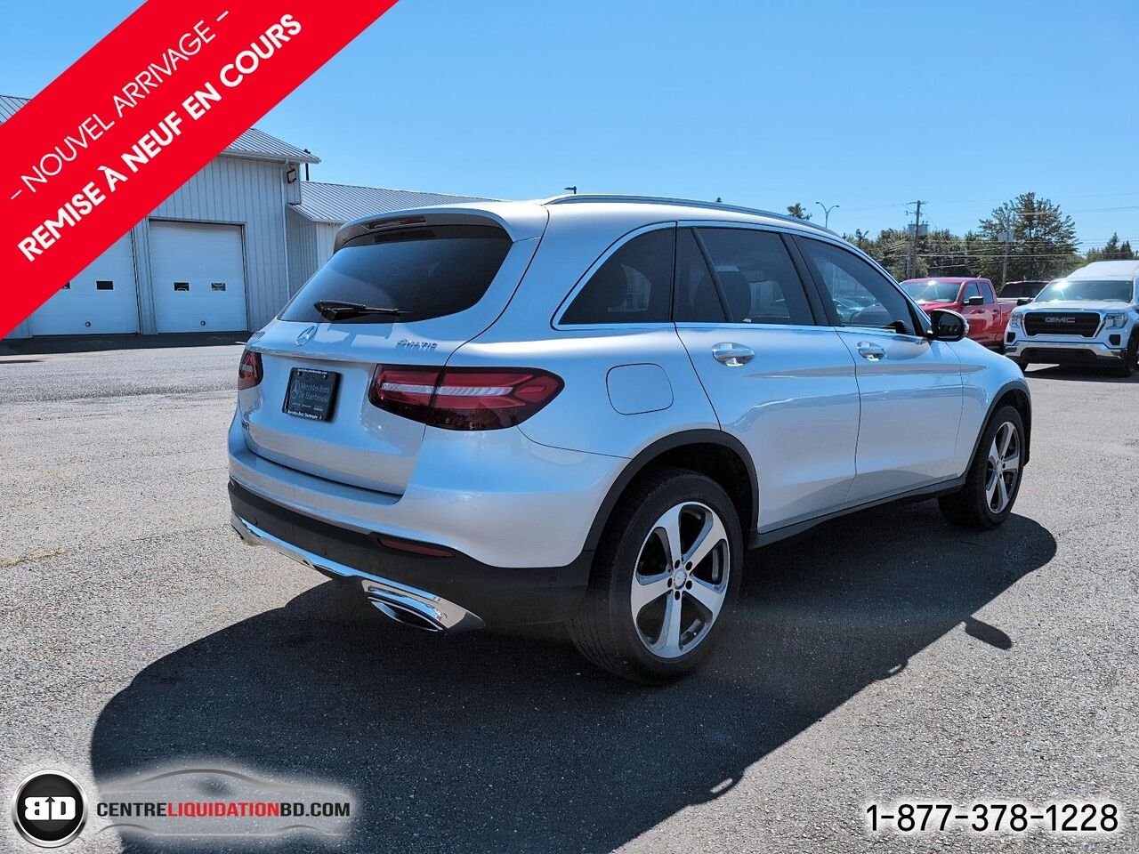 2017 Mercedes-Benz GLC GLC 300 4MATIC | BD0390 Silver Granby - photo #4