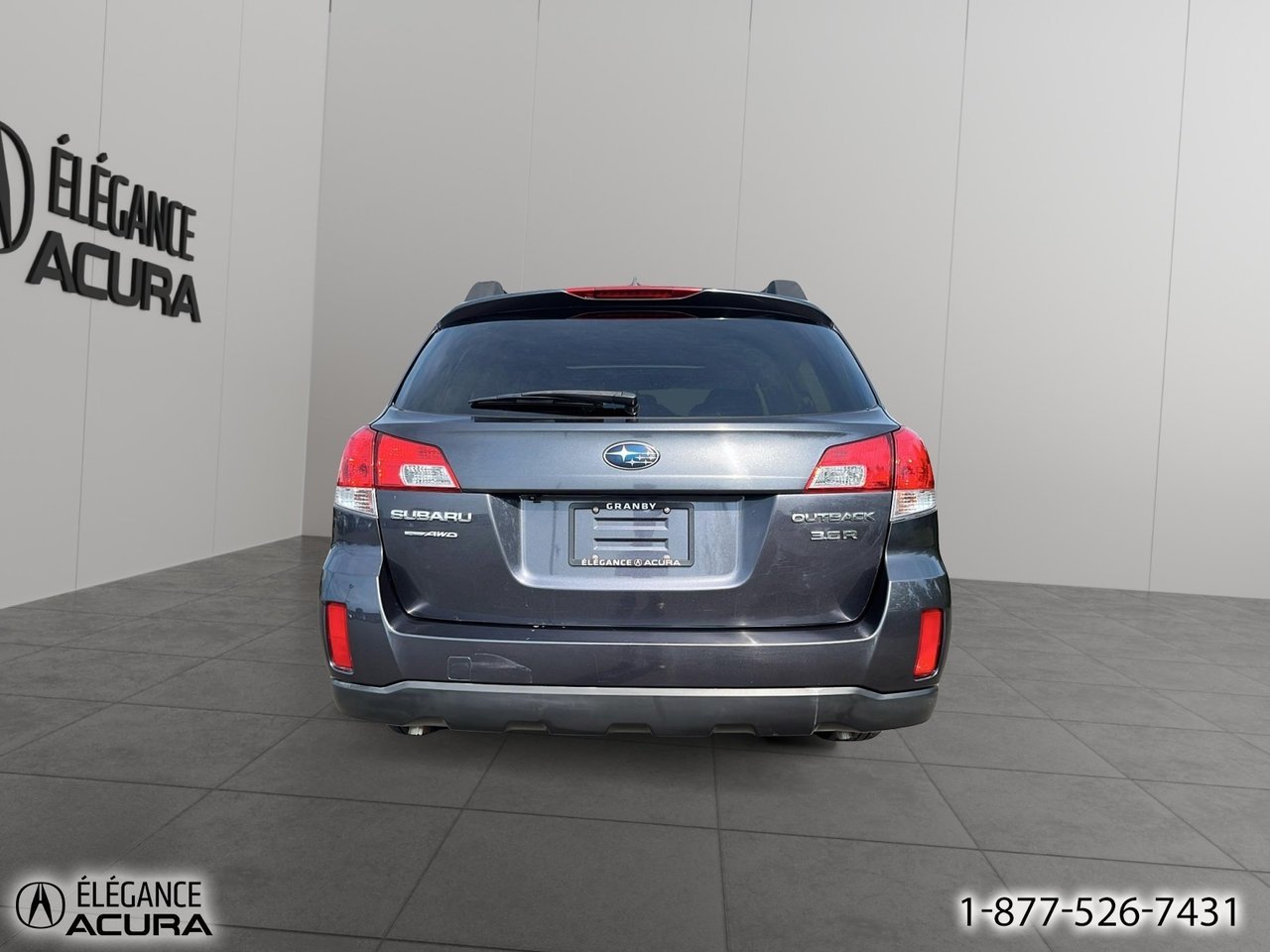 2013 Subaru Outback Familiale 5 portes, boîte automatique, 3.6R avec Groupe Limité | 26079A Green Granby - photo #5