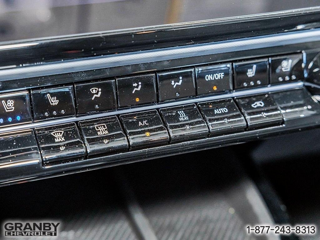 CHEVROLET Bolt BOLT EV RS (2RS) | 27-0199 2027 BLEU MARINA METALLISE Granby - photo #13