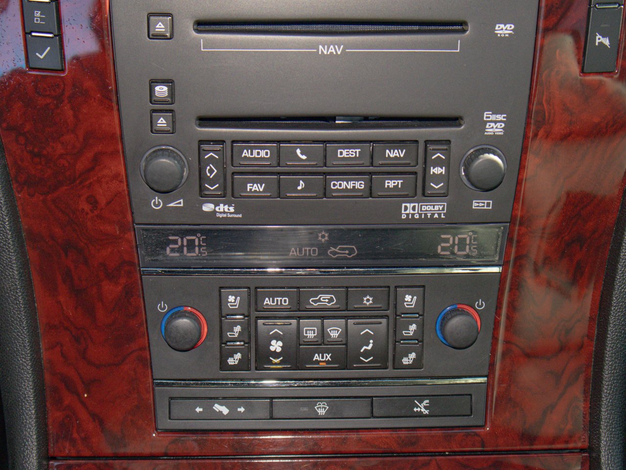 2008 Cadillac Escalade AWD 4dr White Sherwood Park - photo #26