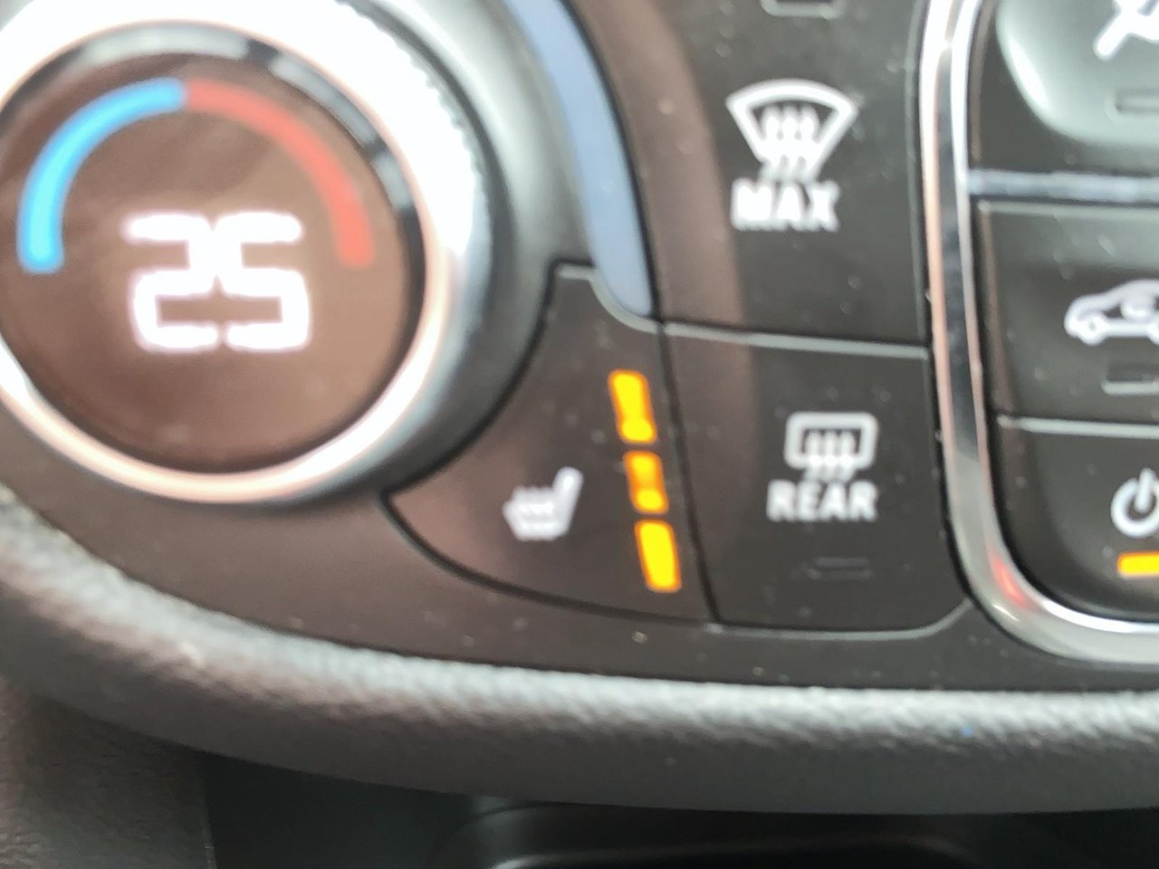 Chevrolet Equinox RS 2023 Blanc Baie-Comeau - photo #18