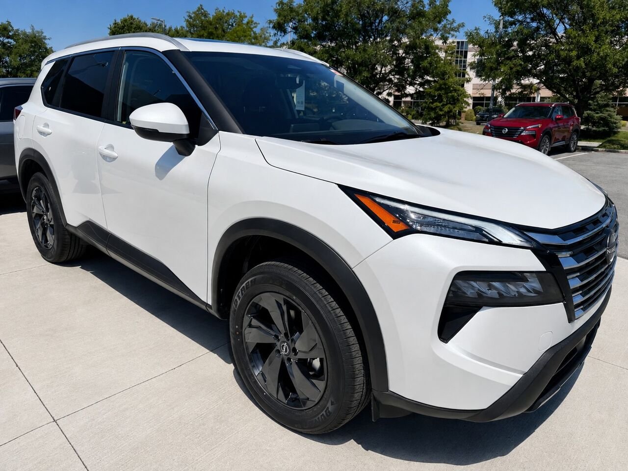 2026 NISSAN Rogue ROGUE SV TOIT OUVRANT Everest White Tricoat Pearl Châteauguay - photo #8