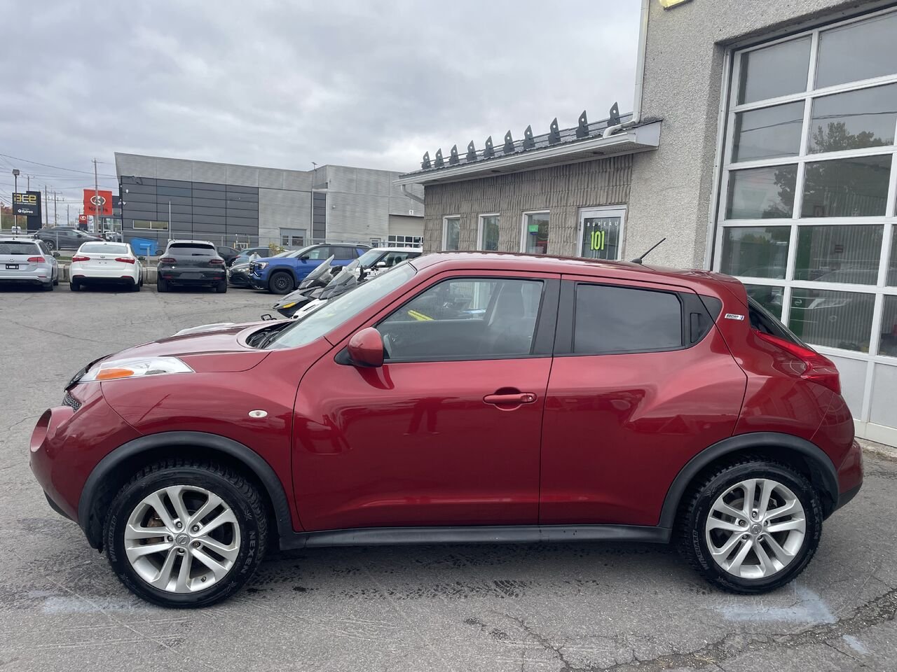 NISSAN JUKE 2013 Rouge Longueuil, - photo #2