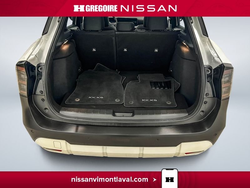 2025 Nissan Kicks White Blainville - photo #15