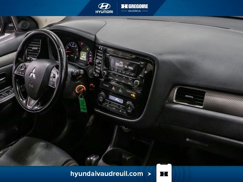 Mitsubishi Outlander 2016 Brun Saint-Eustache - photo #26