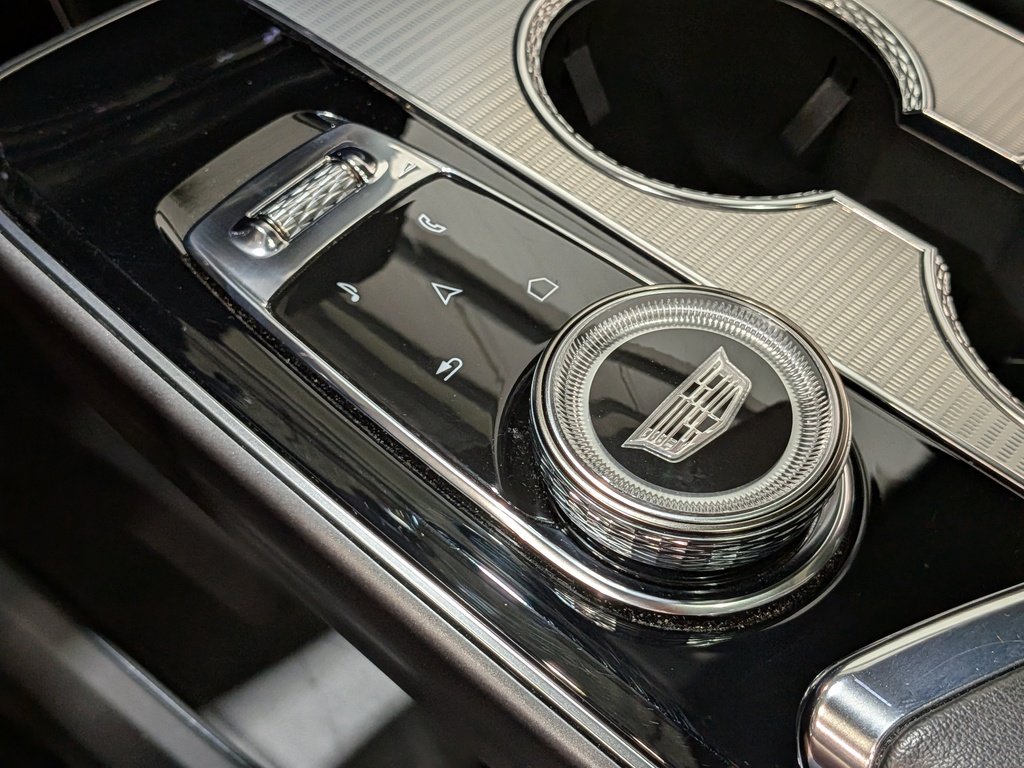 2024 Cadillac LYRIQ 4dr Tech w/1SA Grey Val-David - photo #30