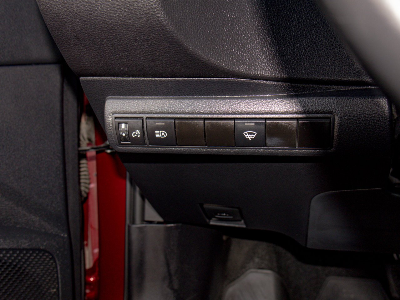 2024 Toyota Corolla SE CVT Red Sherwood Park - photo #20