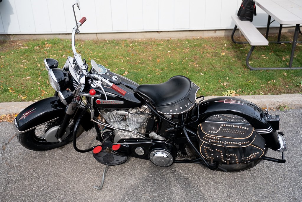 Harley Davidson FL 1950 Montréal - photo #1