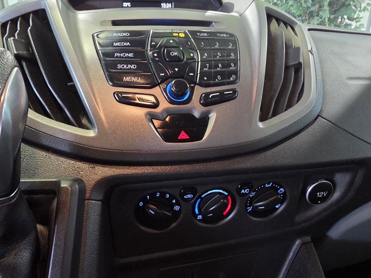 2018 Ford Transit fourgon utilitaire  - photo #15