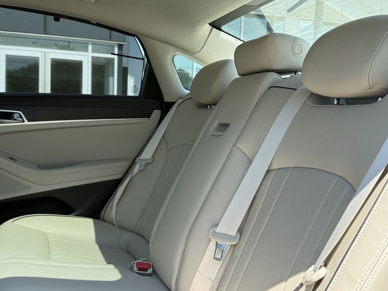 2016 Hyundai Genesis 3.8 Grey Granby - photo #12