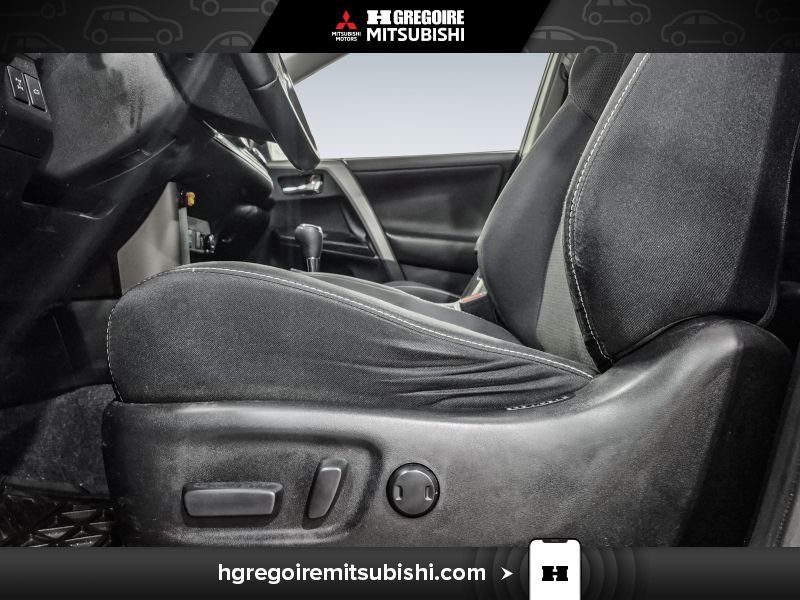 Toyota Rav 4 2018 Noir Blainville - photo #13