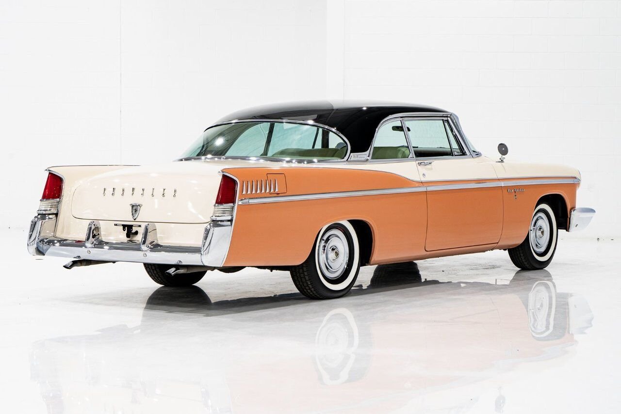 Chrysler New Yorker PRICE IN USD Fantastic driver with extensive documentation | PRICE IN USD 1956 Beige Montréal - photo #1