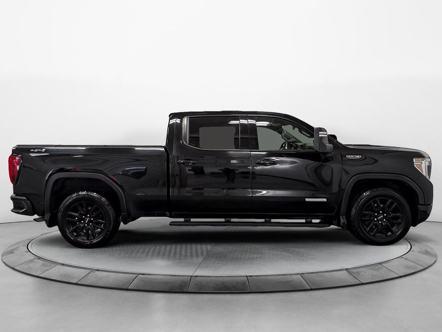 GMC Sierra 1500 4WD Crew Cab elevation Moteur 5.3L 2021 Noir