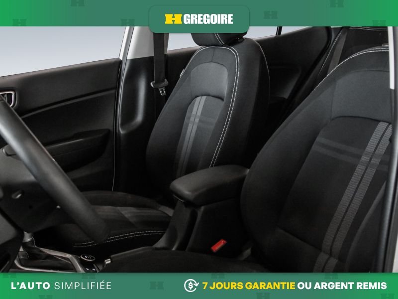 Hyundai Venue 820794A | Preferred AUTO A/C MAGS CAM RECUL BLUETOOTH 2026 Blanc Laval - photo #20