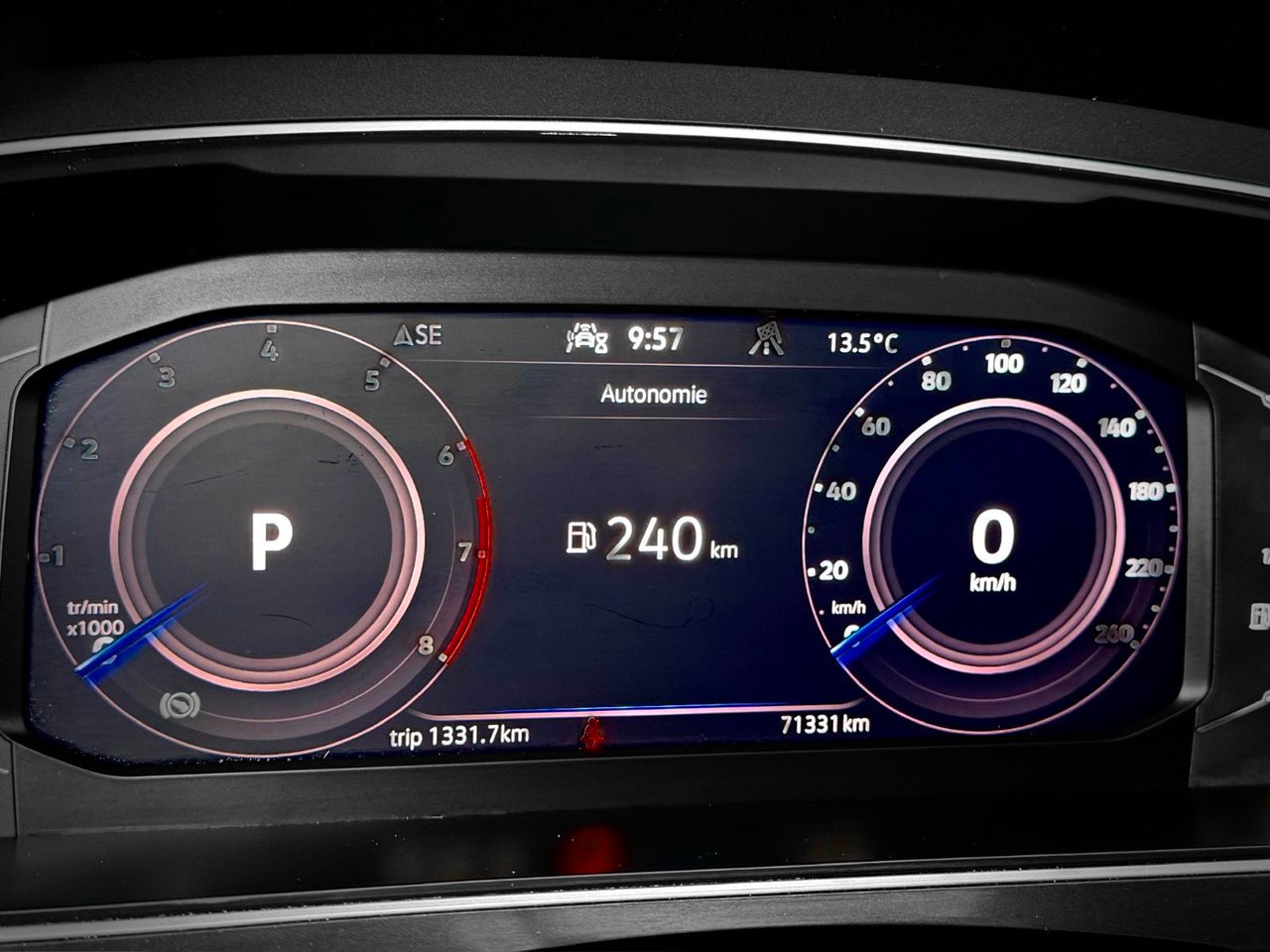 Volkswagen Tiguan 2024 Gris Notre-Dame-des-Prairies - photo #25