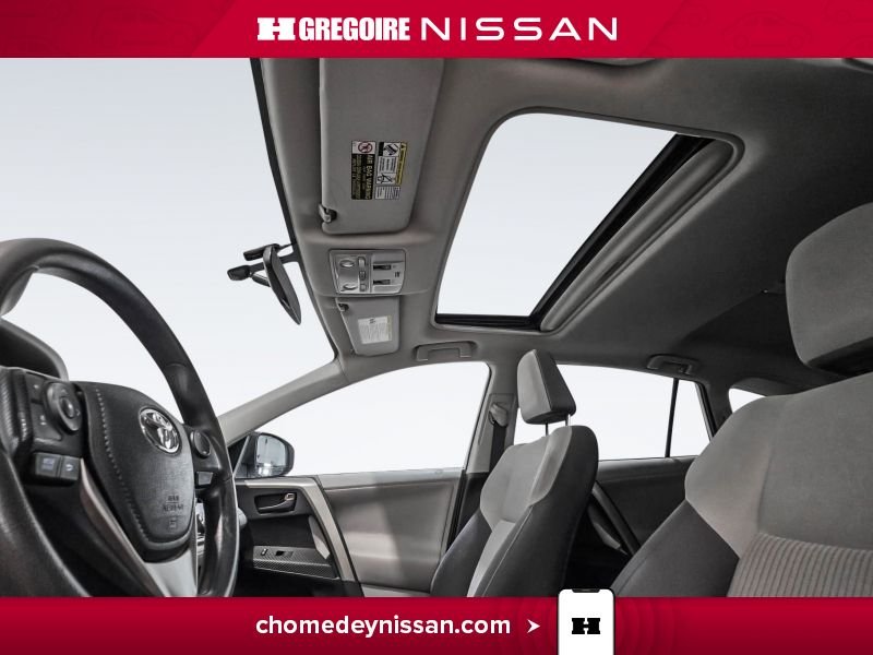 Toyota Rav 4 2013 Blanc Laval - photo #15