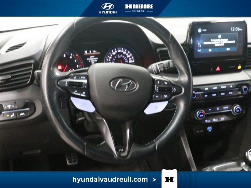 2022 Hyundai Veloster Grey Blainville - photo #19