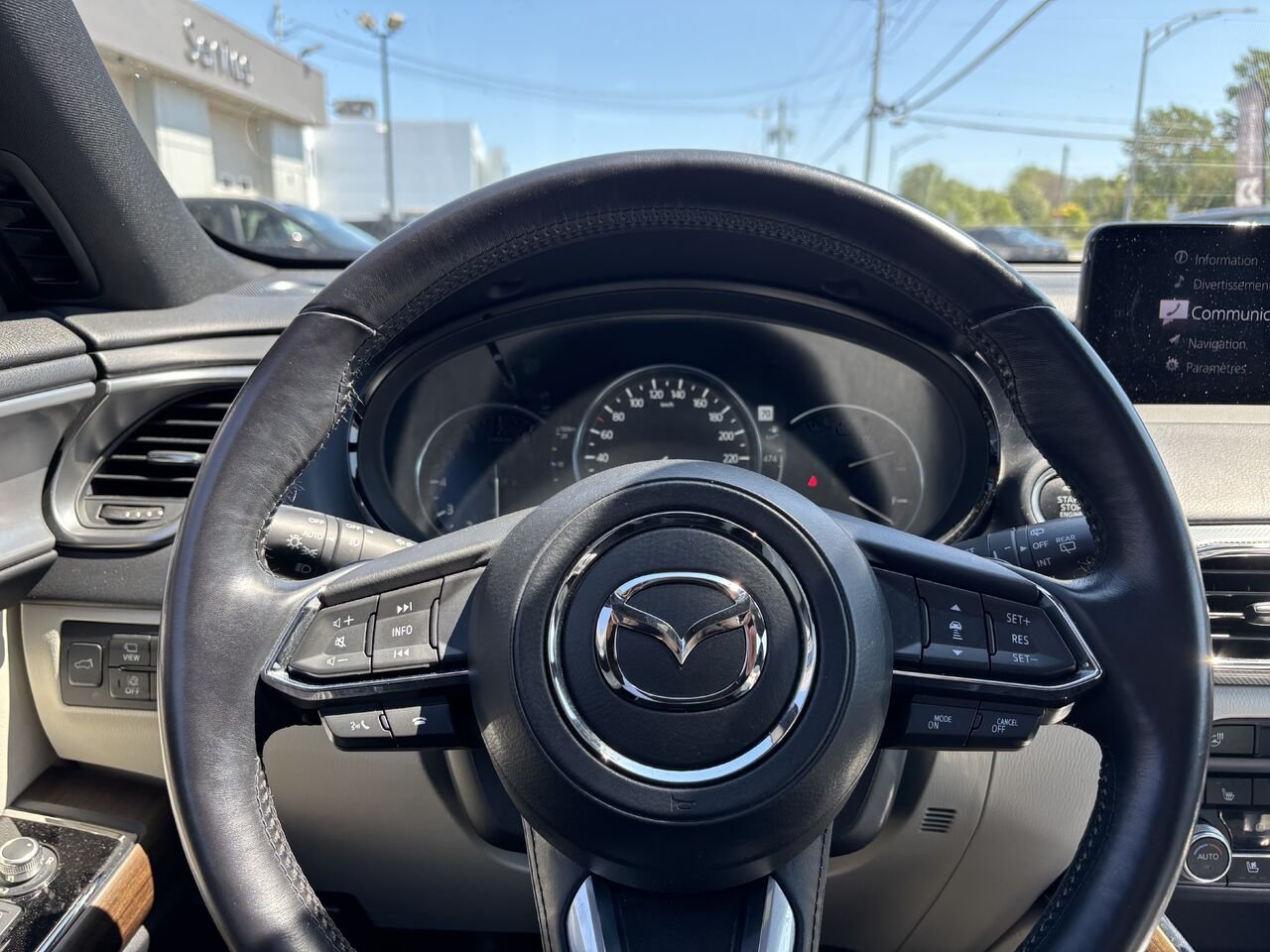 MAZDA CX-9 SIGNATURE Signature TI 2022 Noir Montmagny - photo #16
