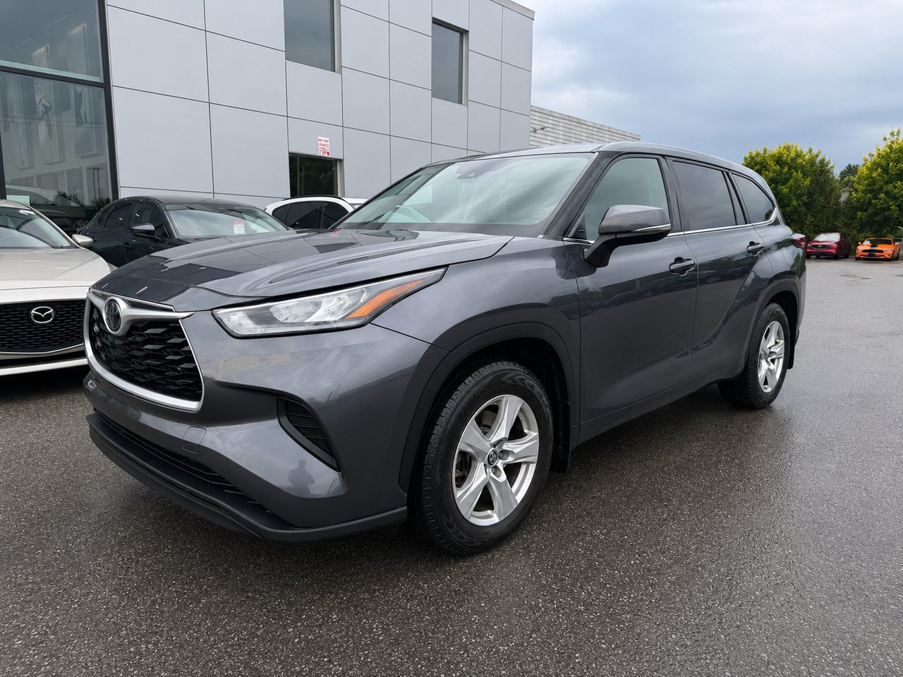2020 TOYOTA HIGHLANDER L Grey Châteauguay - photo #2