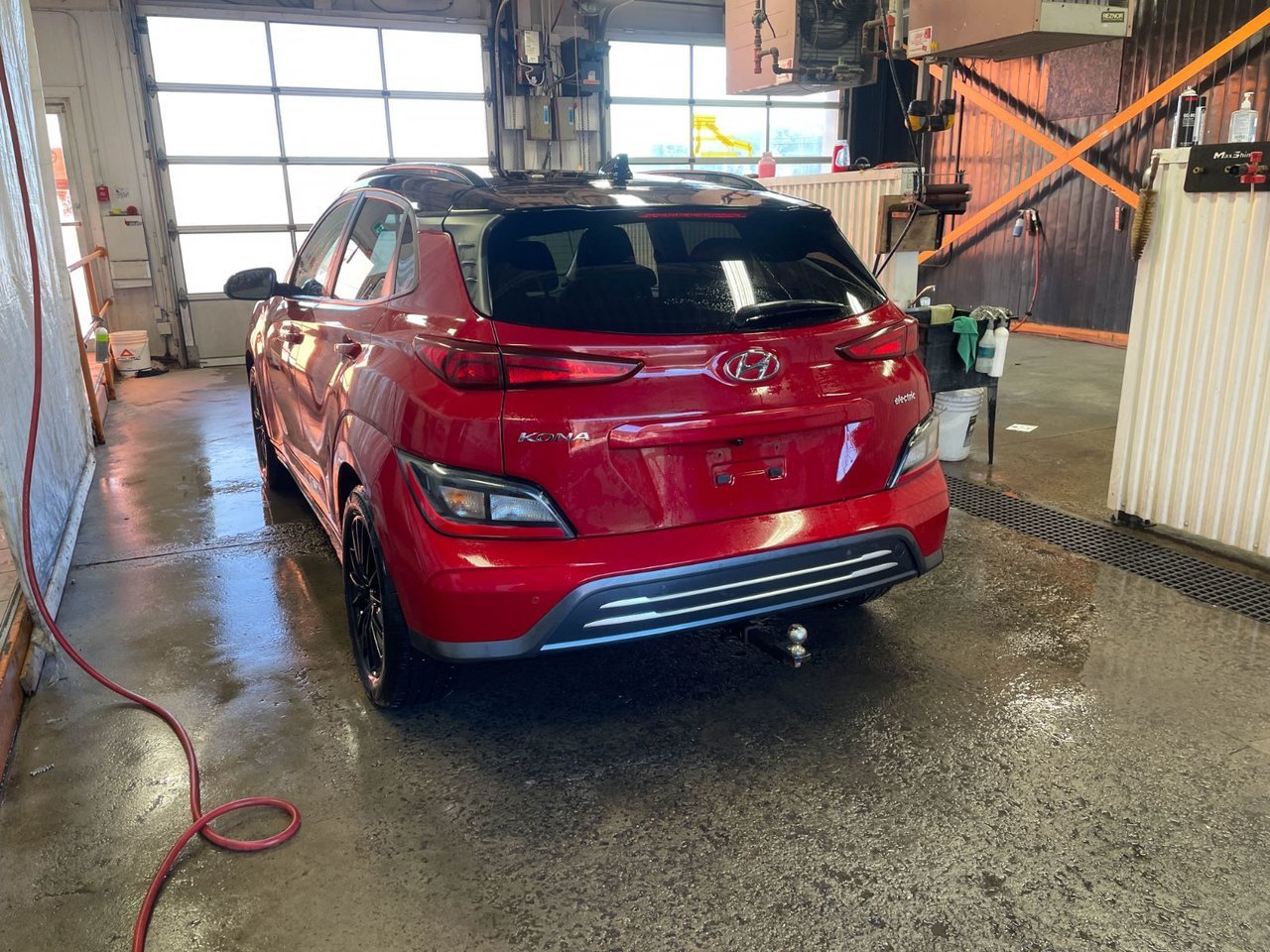 2023 Hyundai Kona Electric PREFERRED *CHARGE RAPIDE* SIEGES CHAUF *REG ADAPT Red Saint-Jérôme - photo #4