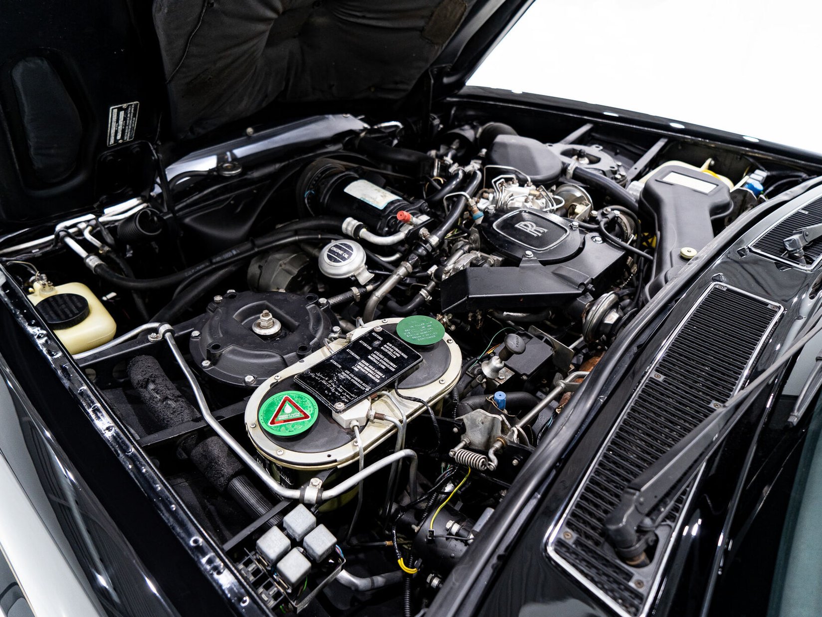Rolls Royce Silver Spur **PRIX EN USD** 1981 Noir Montréal - photo #18