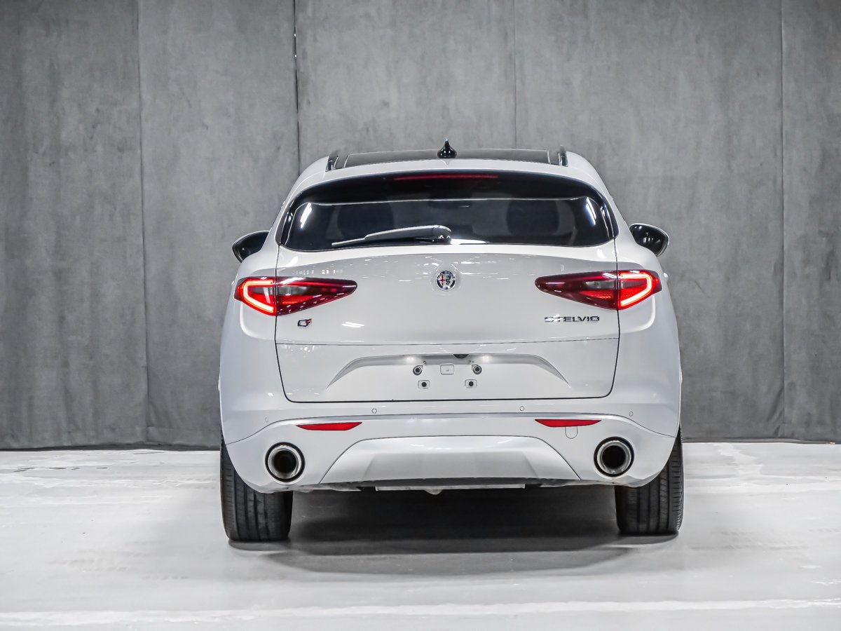 2020 Alfa Romeo Stelvio TI SPORT ASSIST CONDUITE HARMAN KARDON ROUES 20po White Montreal - photo #4