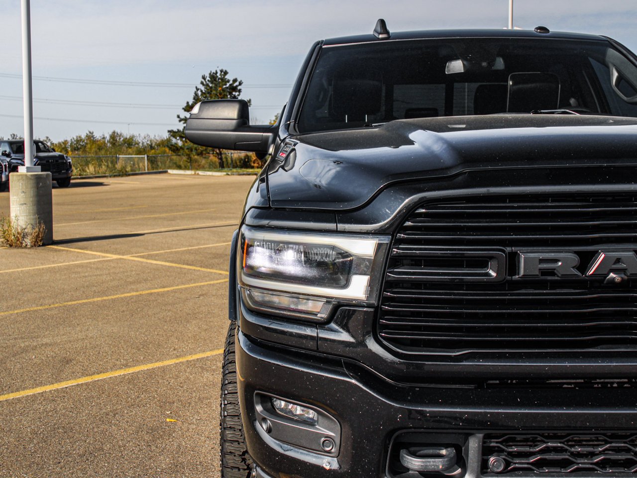 2019 Ram 3500 Laramie 4x4 Crew Cab 6'4 Box Black Sherwood Park - photo #10