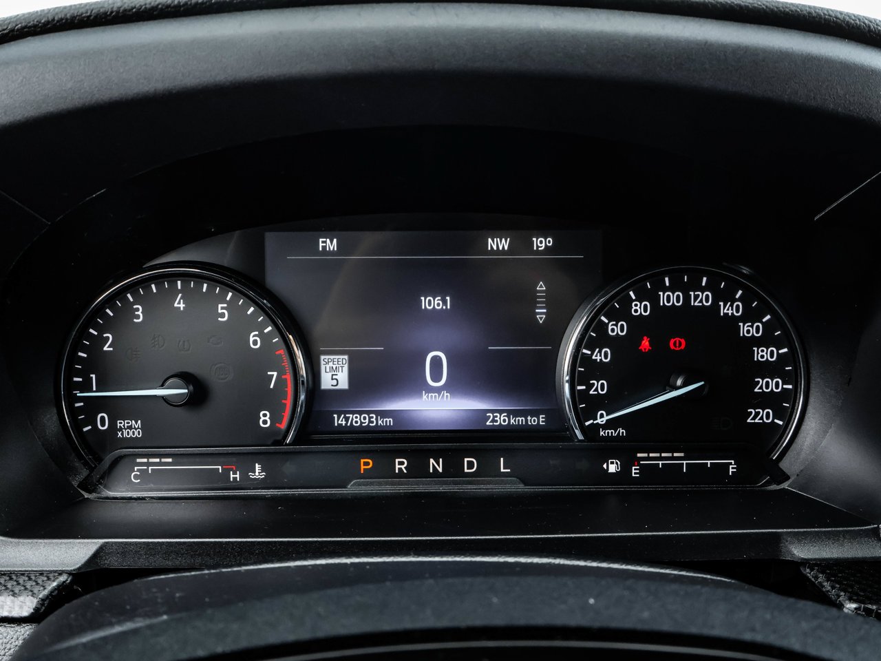 2022 Ford Explorer ST-Line 4WD Black Sherwood Park - photo #23