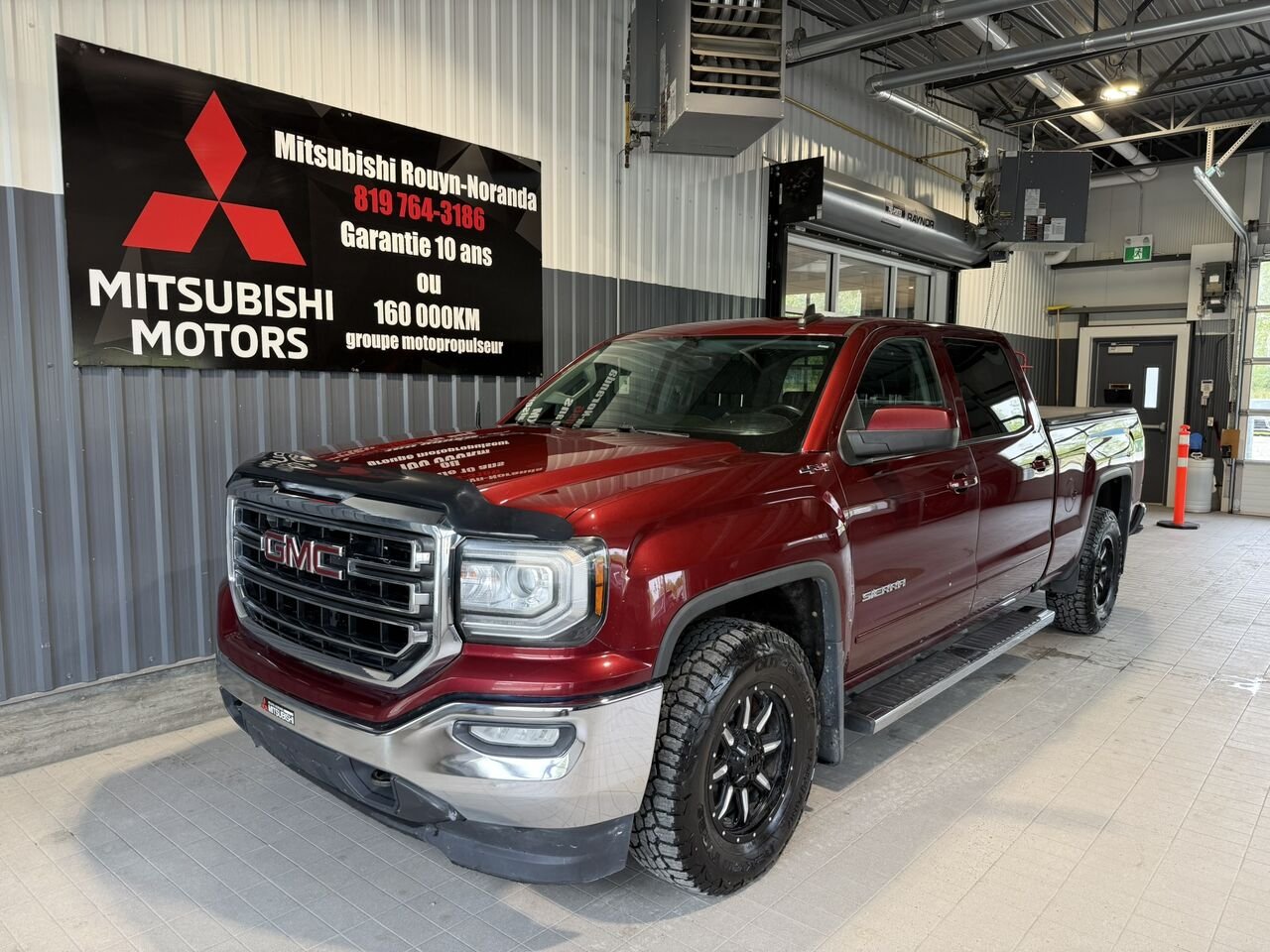 2017 GMC Sierra 1500 Red Rouyn-Noranda - photo #0