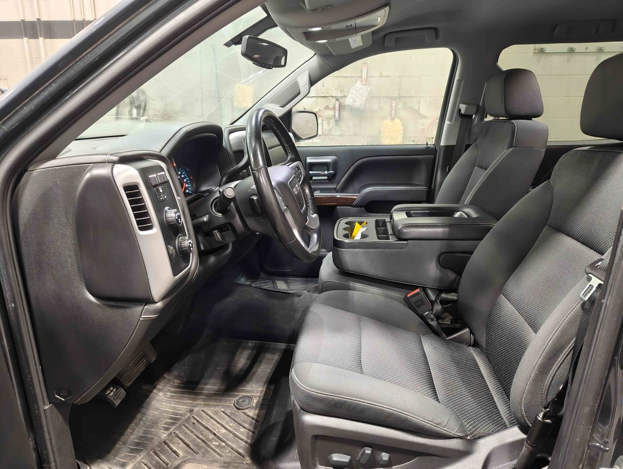 2018 GMC Sierra 1500 4WD Crew Cab 143.5 SLE Grey Sherwood Park - photo #7